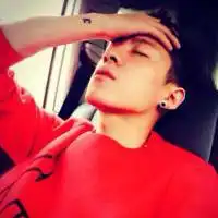 把我推进悬崖的你真善良