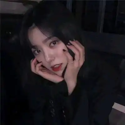 欧美风丧系女头像外国病态失恋女头像
