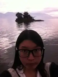 2019到此一游00元零食,边吃边走边看大城乡的建筑,这里的人真是些土豪哇,房子都好霸气建筑特色,土豪挖色镇评论去哪儿攻略社区