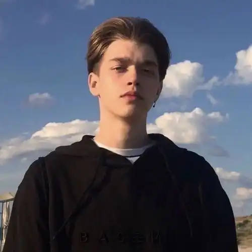 有哪些ins风的女生头像

