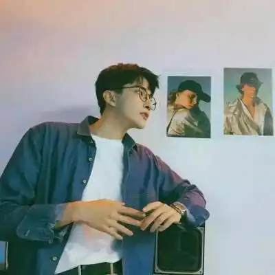 带墨镜的男生经典头像
