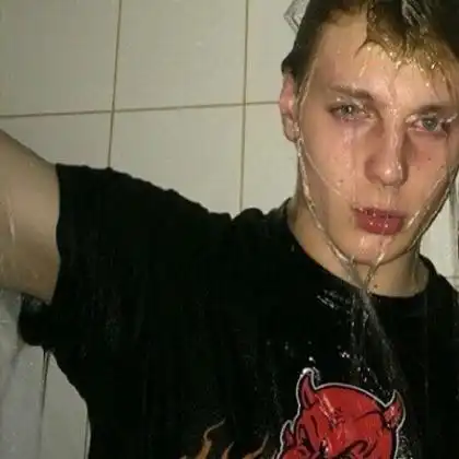 看到的洒脱是男人应有的,欧美高端帅气头像