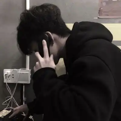 微信头像男生霸气冷酷,明人不说暗话这样的我喜欢
