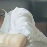 白衬衫简约的男生头像微信头像图片大全