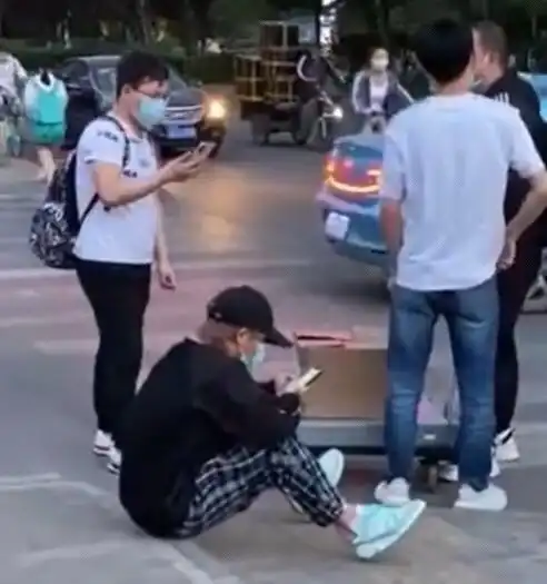 殷世航女友套路璐要起诉前男友和其徒弟,否认抢闺蜜男友等流言