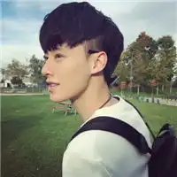 就当风没吹过我没来过暖色帅气的男生qq头像