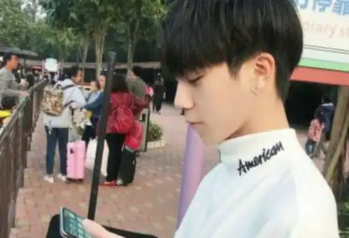 最会宠妻子的四大星座男,摩羯座霸气护妻,第三干脆当女儿来宠