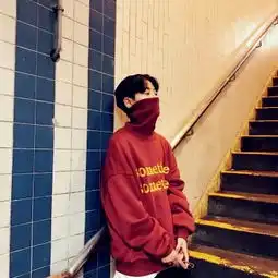 比阳光还温暖的清新干净男生头像
