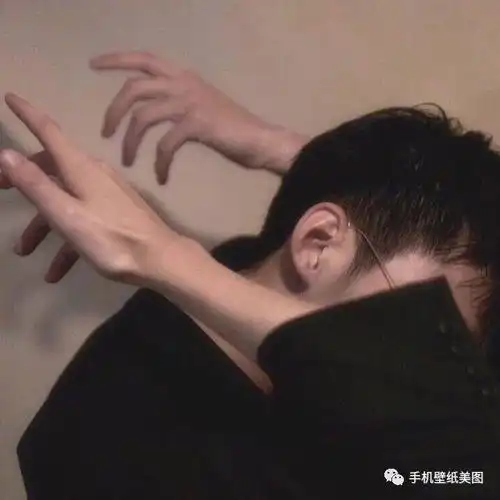 微信头像女生霸气高冷,微信头像男生成熟稳重
