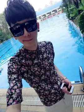 帅小伙
