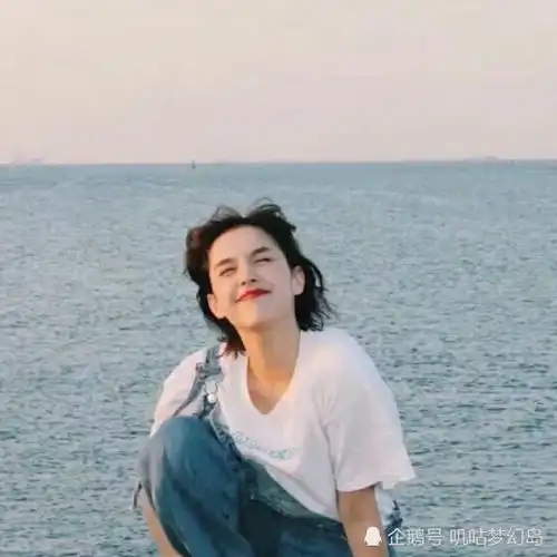 书摘与网易云热评的文案
