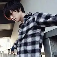 谁有伤感唯美的qq男生头像
