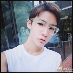 知道他是谁吗