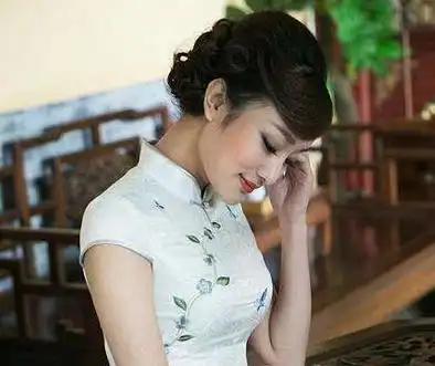 这三个生肖女被人追到老,桃花鼎盛,二十是西施,四十如贵妃气质
