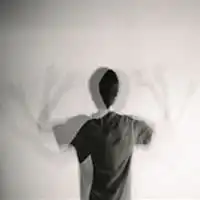 qq找2个男生头像难看的不要
