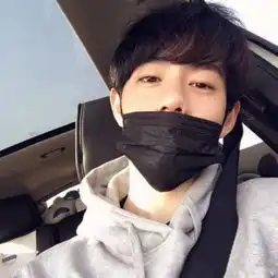 扣扣阳光帅气男生头像图片精选致我们单纯的小美好
