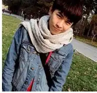 那个给我15岁男生的照片,要帅的,不要明星
