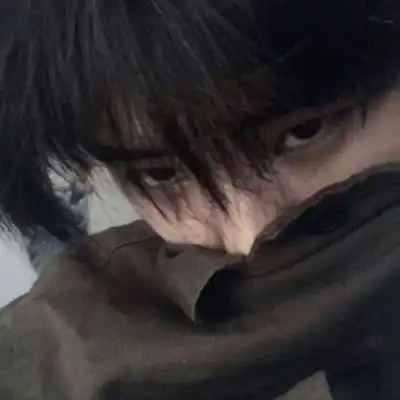 成熟男生头像
