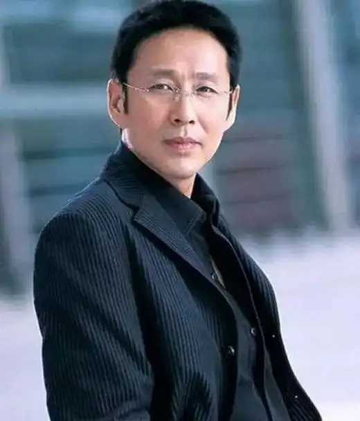 判断一个男人以后穷还是富,只看这几点