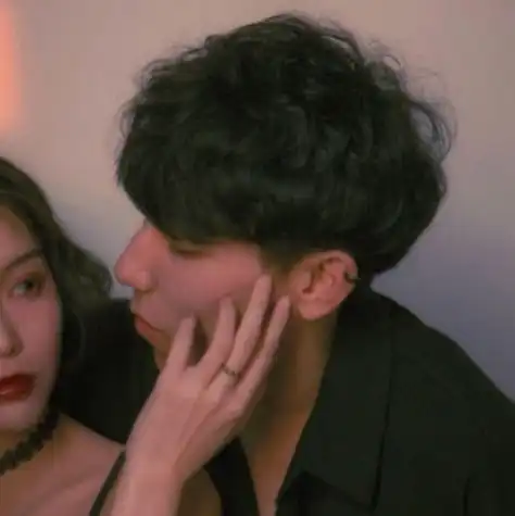 女生说你配不上我该怎么接直男才说我会努力,暖男回复燃炸了