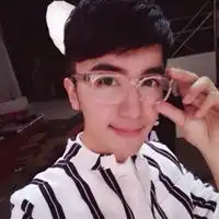 迷人个性男生qq头像我们曾经相遇相识相伴却不曾相爱2