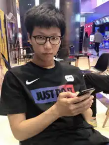 28岁混子主播要打职业,咨询edg青训队长,只问一句话就凉了