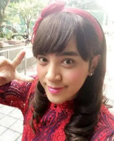 王源穿女装清秀,黄子韬以假乱真,而他惊艳得堪称国民女神