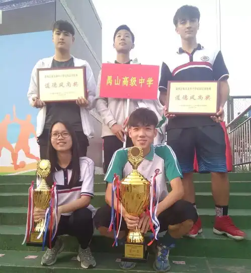你没看错我校男子足球队再次蝉联番禺区中小学生校园足球联赛冠军