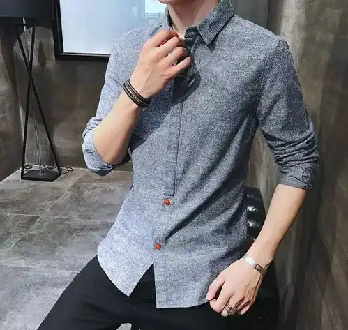 衬衫控美出天际的红丝绒衬衫少年感白衬衫,气场两米八的小尖领衬衫,墨绿色玫瑰衬衫