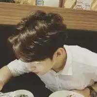 傲娇帅气男生扣扣头像2016我历史不好别跟我谈曾经
