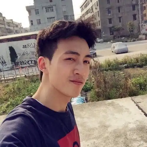 招聘兼职女友3001000小时
