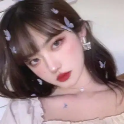 qq女生霸气头像,比较冷酷的美女

