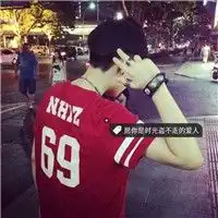 最新版男生帅气带字伤感头每一步都孤独