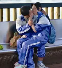 图片报道
