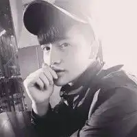 迷人个性男生qq头像我们曾经相遇相识相伴却不曾相爱