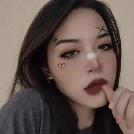 女生头像冷酷侧脸,超酷女生成熟原宿风头像图片
