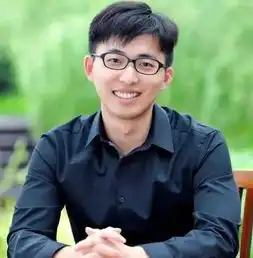 他十五岁考入中科大,被称为天才少年,24岁成复旦老师