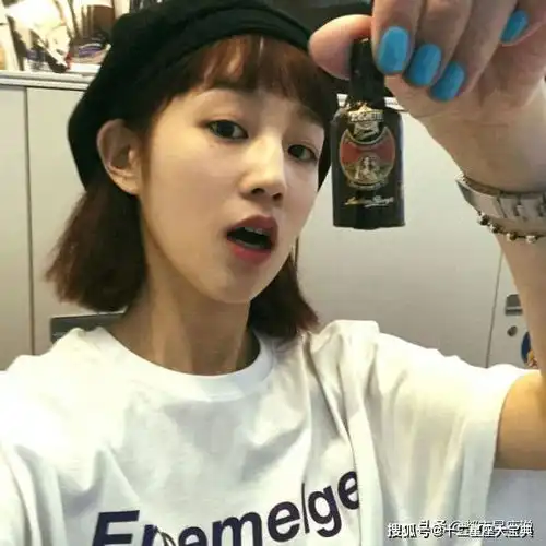 不管婚前婚后,都对老婆最有占有欲的星座男
