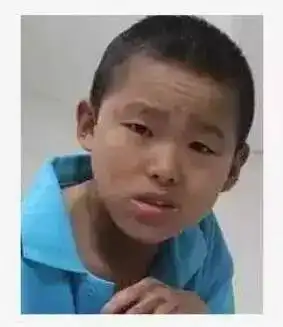 13岁男孩被遗弃在滨城区爸爸妈妈你们在哪儿