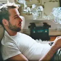 堕落非主流欧美男生qq头像
