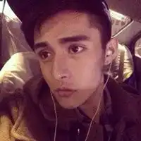 好看帅气的男生头像明明是我的心脏可它却为另一个人而跳3
