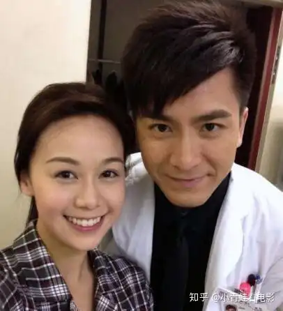 黄心颖为何会看上丑男许志安网友曝光真相让人深思