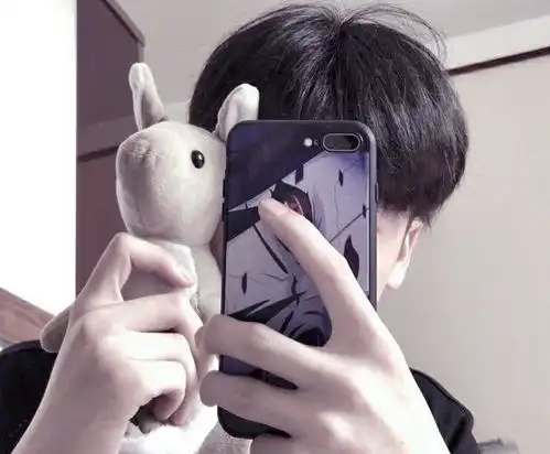 头像有点高质量的男性头像