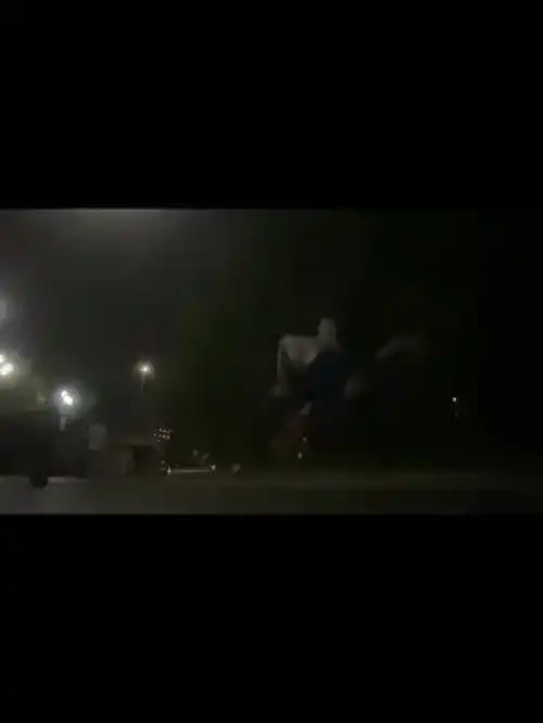 人物随拍普通男场景随拍
