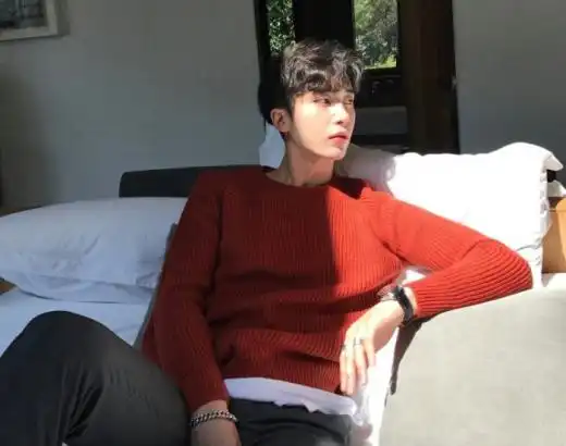 简单好听的气质男生网名一杯清酒当人生
