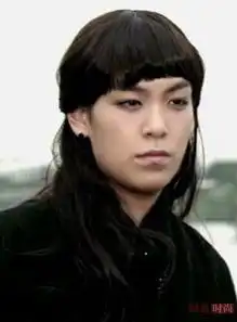 权志龙胡歌霍建华罗志祥扮女装他们妖艳起来就没女人什么事了