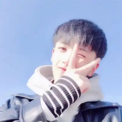 就算鞋很脏,也要笑得像国男生头像我要个性网
