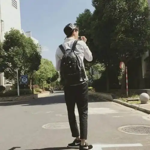 晚发育孩子的几个特质,对照看看,你家的孩子有没有