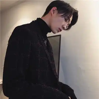 男生头像我怕别人说我丑,于是我先自己说自己丑
