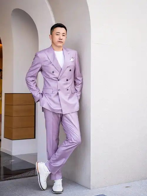 颠覆印象的彩色西装